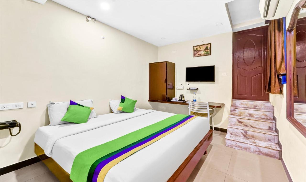 Hotel Treebo B Coral, 2 Km From Promenade Beach Puduččéri Exteriér fotografie