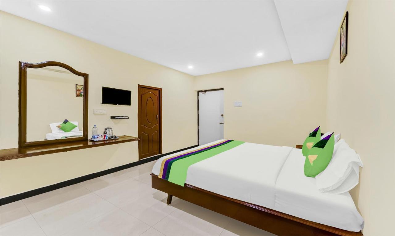 Hotel Treebo B Coral, 2 Km From Promenade Beach Puduččéri Exteriér fotografie