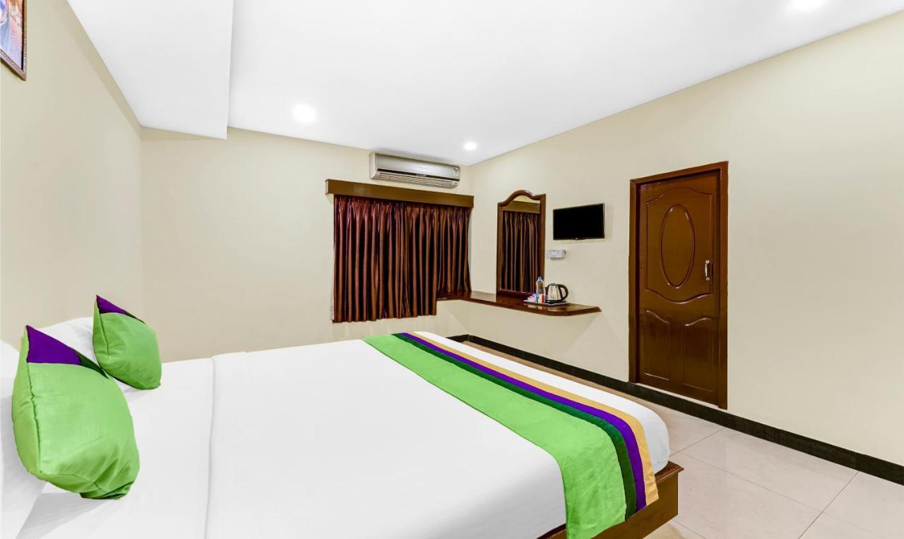 Hotel Treebo B Coral, 2 Km From Promenade Beach Puduččéri Exteriér fotografie