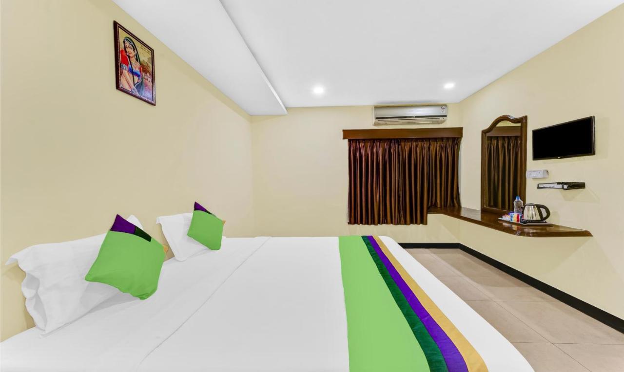 Hotel Treebo B Coral, 2 Km From Promenade Beach Puduččéri Exteriér fotografie